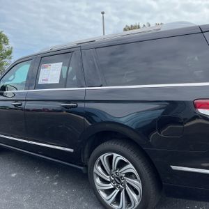 LINCOLN NAVIGATOR L PREMIERE - 6