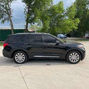 FORD EXPLORER LIMITED - 10