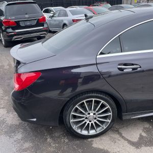 MERCEDES-BENZ CLA - 9