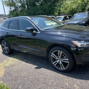 2019 Volvo XC60 MOMENTUM thumbnail 13