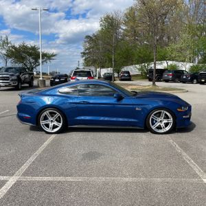 FORD MUSTANG GT PREMIUM - 10