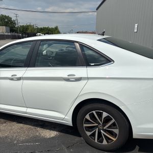 صورة 6 لـ 2024 Volkswagen JETTA S