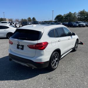 BMW X1 XDRIVE28I - 8