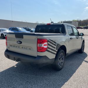 FORD MAVERICK XLT - 8