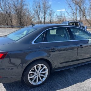 AUDI A4 45 PREMIUM - 9