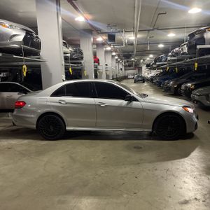 MERCEDES-BENZ E-CLASS - 10