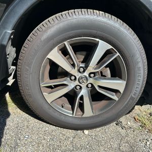 2016 Toyota RAV4 XLE 照片 20