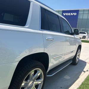 2018 Cadillac ESCALADE LUXURY — фото 9