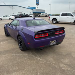 DODGE CHALLENGER - 4