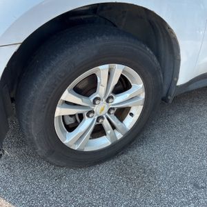صورة مصغرة 17 لـ 2011 Chevrolet EQUINOX LS