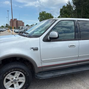FORD F-150 XLT - 2