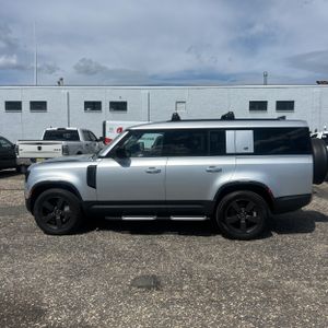 Land Rover Defender 130 P300 S - 3