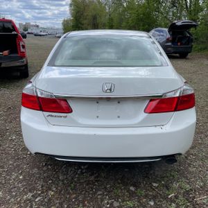 HONDA ACCORD LX - 7