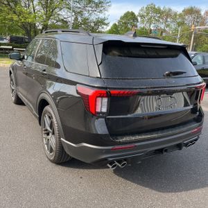 FORD EXPLORER ST - 5