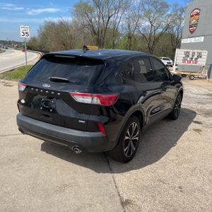 FORD ESCAPE HYBRID SE - 8