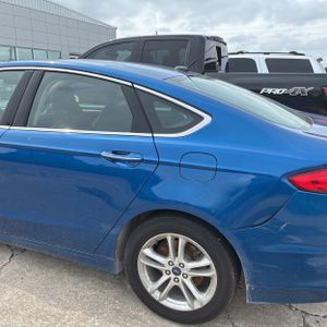 FORD FUSION SE - 6
