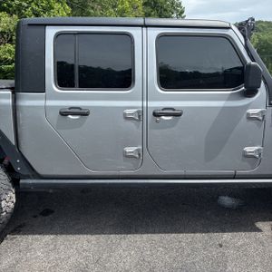 صورة مصغرة 11 لـ 2020 JEEP GLADIATOR RUBICON
