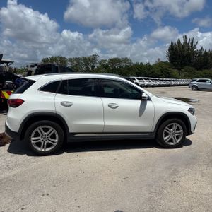 MERCEDES-BENZ GLA-CLASS - 9