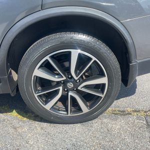صورة 18 لـ 2018 Nissan ROGUE SL