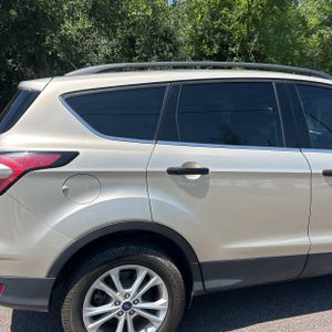 FORD ESCAPE SE - 9