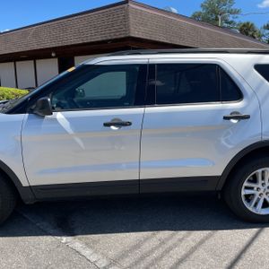 FORD EXPLORER BASE - 4