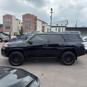 TOYOTA 4RUNNER - 3