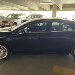 FORD FUSION SE - 4