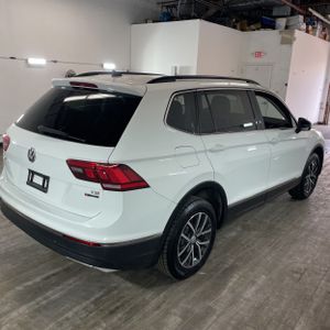 VOLKSWAGEN TIGUAN 2.0T SE 4MOTION - 8