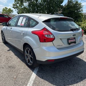 FORD FOCUS SE - 5