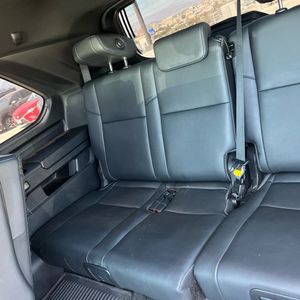 صورة 38 لـ 2023 Toyota SEQUOIA PLATINUM