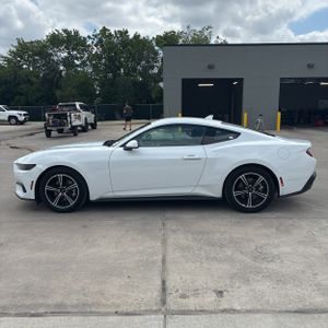 FORD MUSTANG ECOBOOST - 3