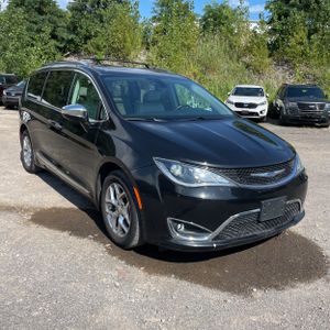 2020 Chrysler PACIFICA LIMITED — фото 12