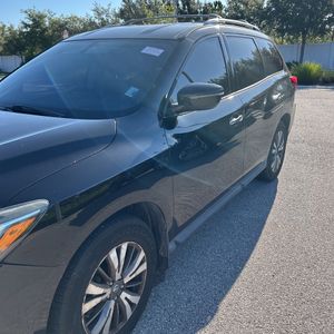 2017 Nissan PATHFINDER SV 照片 51