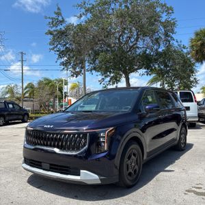 KIA CARNIVAL LXS - 1