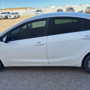 2015 KIA FORTE LX — фото 4