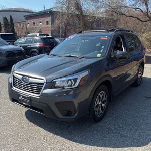 SUBARU FORESTER PREMIUM - 1