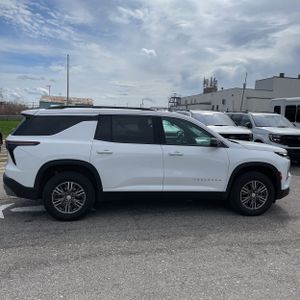 CHEVROLET TRAVERSE LT - 10