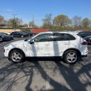 PORSCHE CAYENNE BASE - 3