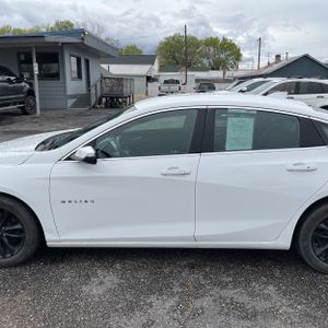 CHEVROLET MALIBU LT - 4