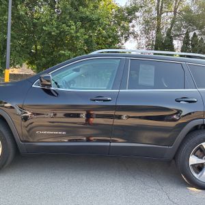 صورة 4 لـ 2019 JEEP CHEROKEE LIMITED