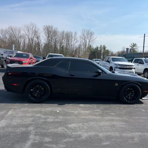 DODGE CHALLENGER R/T SCAT PACK - 10