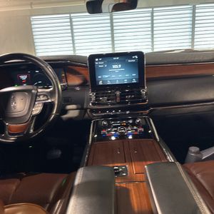 2019 Lincoln NAVIGATOR L RESERVE — миниатюра 36