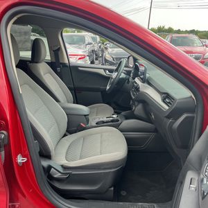 صورة مصغرة 33 لـ 2020 FORD ESCAPE SE