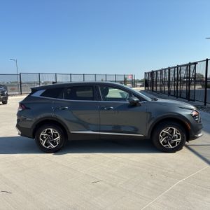 صورة 10 لـ 2024 KIA SPORTAGE LX