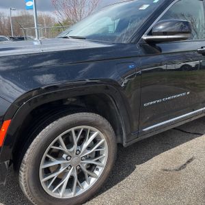 JEEP GRAND CHEROKEE 4XE SUMMIT - 2