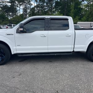 FORD F-150 LARIAT - 4