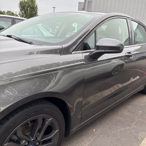 FORD FUSION SE - 2