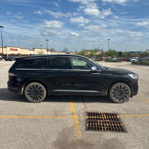 LINCOLN AVIATOR BLACK LABEL - 10