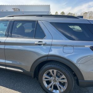 FORD EXPLORER ACTIVE - 6