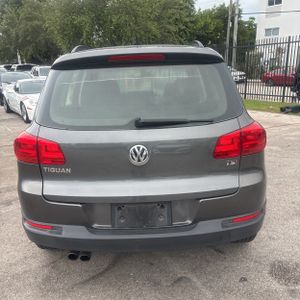2017 Volkswagen TIGUAN 2.0T S — фото 7